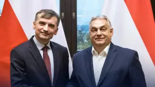Издирван бивш полски министър е избягал от Унгария