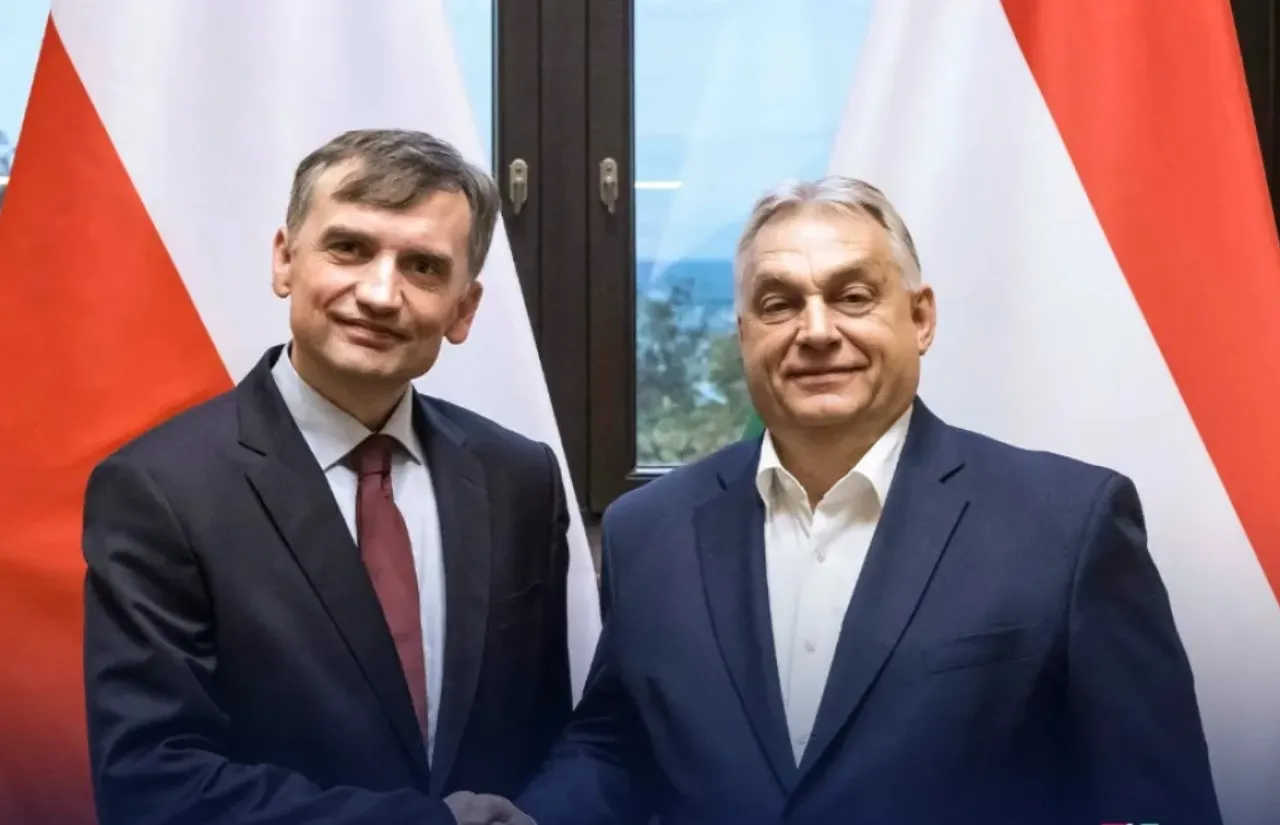 Издирван бивш полски министър е избягал от Унгария