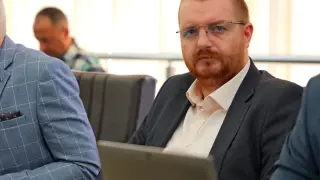 Фенове на Промяната скочиха на омерзения д-р Мартин Кръстев