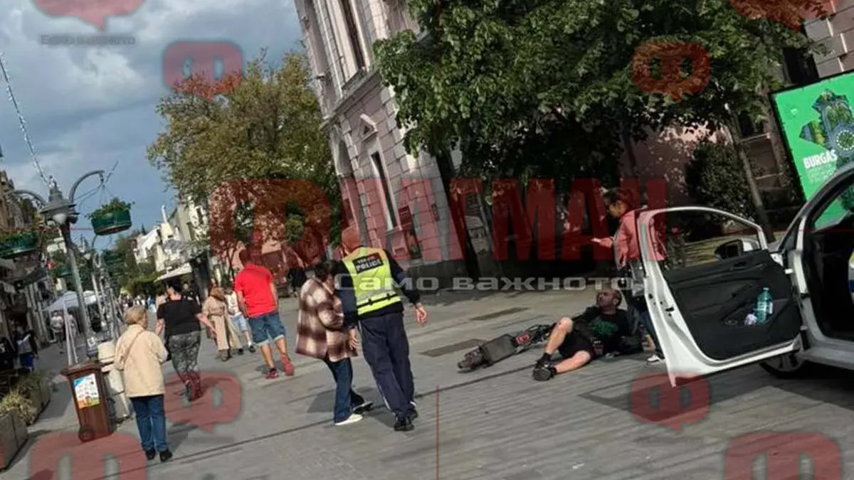 Меле с тротинетка на пешеходната зона в Бургас