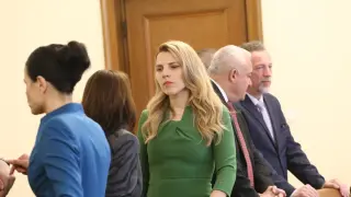Външният министър с първо интервю пред телевизия: говори за Радев, Русия и свръхдефицита