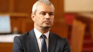 “Възраждане” внесе законопроект за повишаване на прага за регистрация по ДДС на 84 875 евро (166 000 лева)