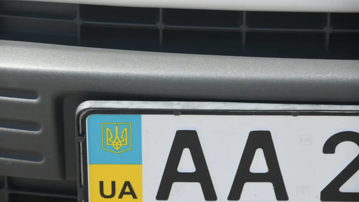Край на авантата: Австрия с удар по украинските автомобили