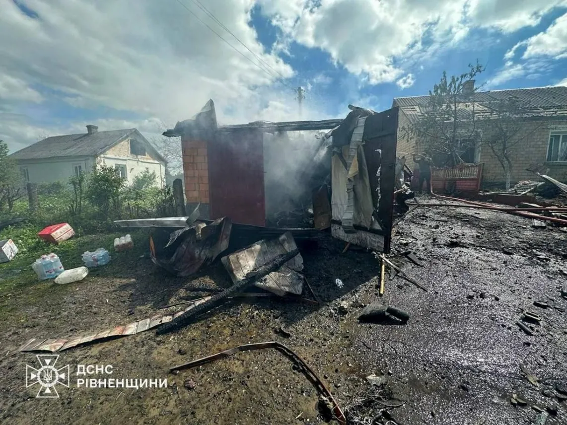 Западна Украйна под обстрел: Русия вероятно управлява дроновете от територията на Беларус Снимки