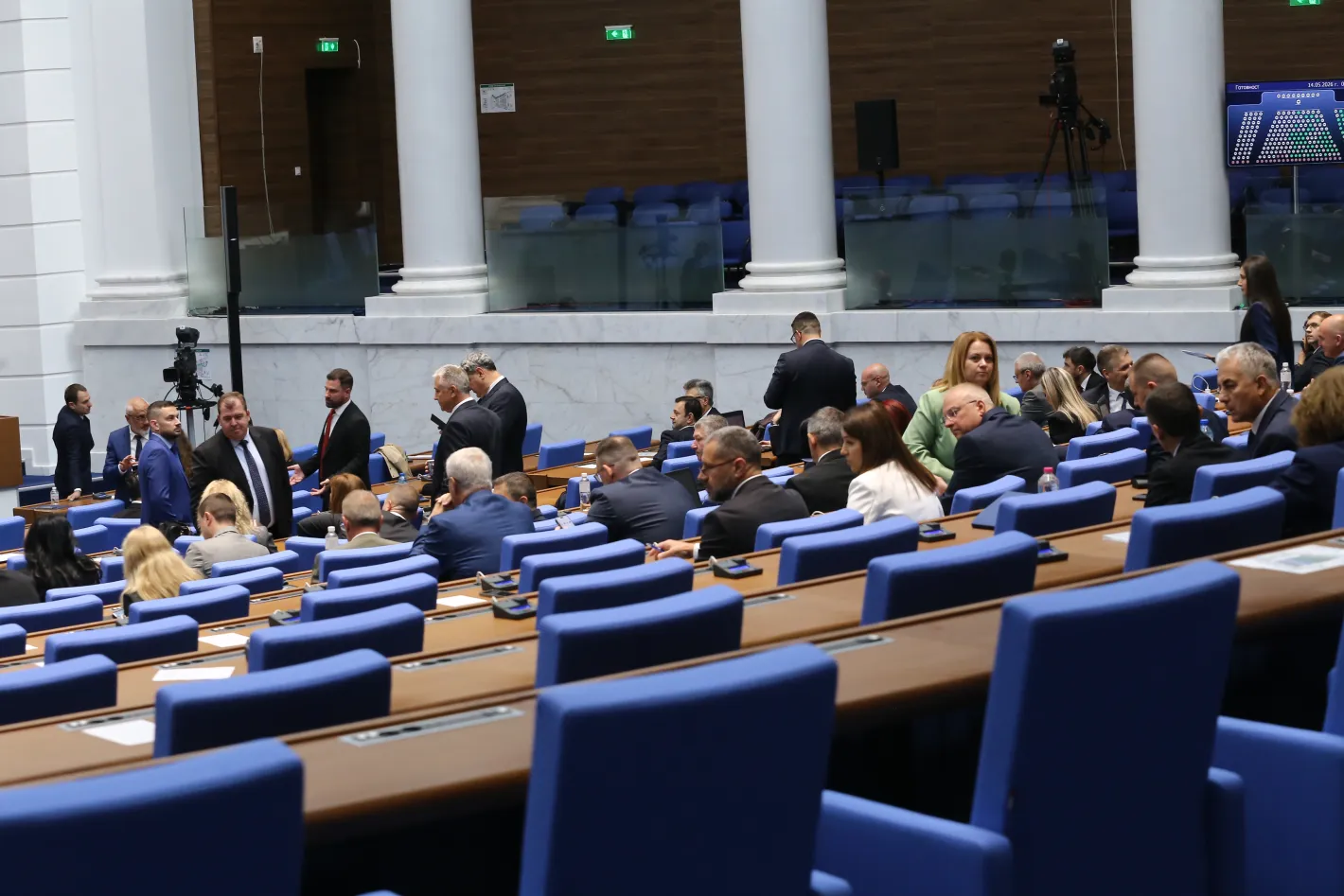Двама нови депутати от „Прогресивна България” положиха клетва