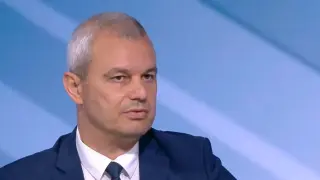 Лидерът на „Възраждане“ разкри защо избирателите му избягаха при Радев