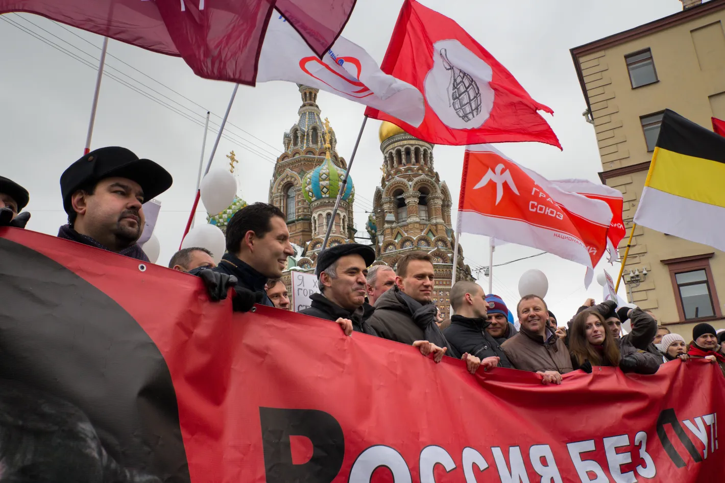 Липсиц посочи момента, в който руснаците могат масово да излязат на улицата, и добави, че е възможен и „по-краен" сценарий