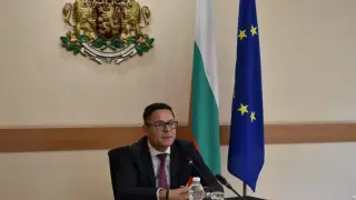Вицепремиерът и икономически министър Александър Пулев: Готови сме с решение за „Гражданска отговорност“