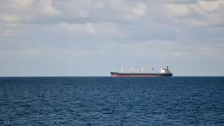Русия внезапно атакува китайски кораб в Черно море