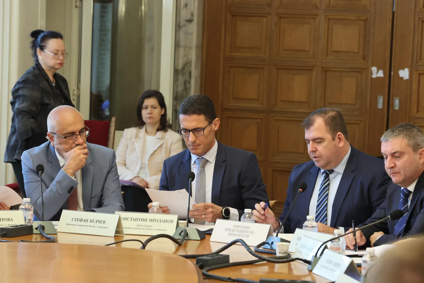 Министър Проданов с важни уточнения за съкращаването на администрацията