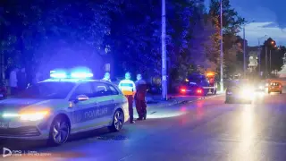Силен удар като „бомба“ разтърси квартал в Добрич Снимки