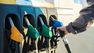 Експерт: Бензинът може да поскъпне и да се изравни с дизела
