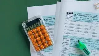 Данъчен консулт: Облагане на доходите от отдаване под наем на жилище в Гърция