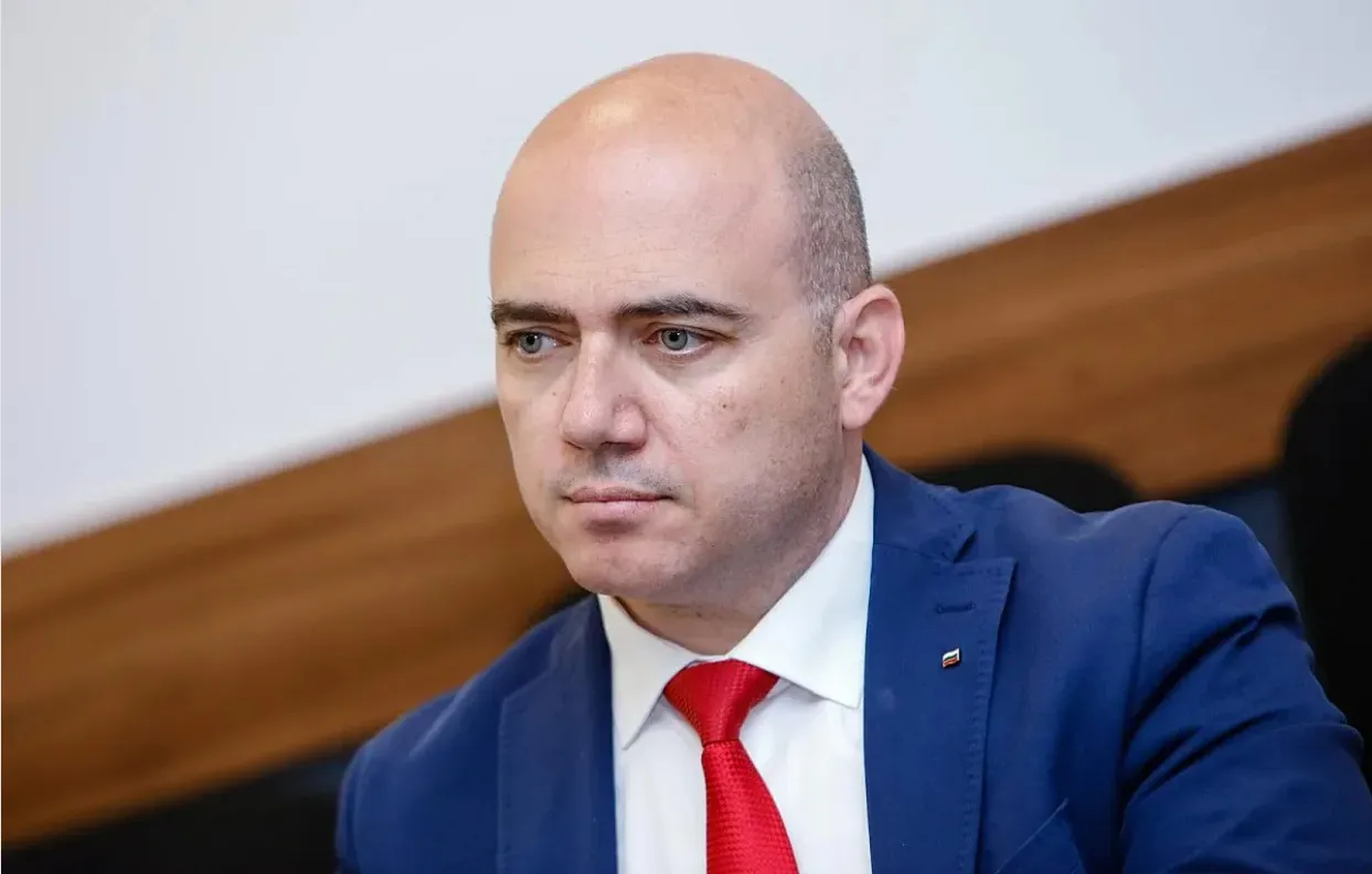 Министерството на туризма започва пълен одит