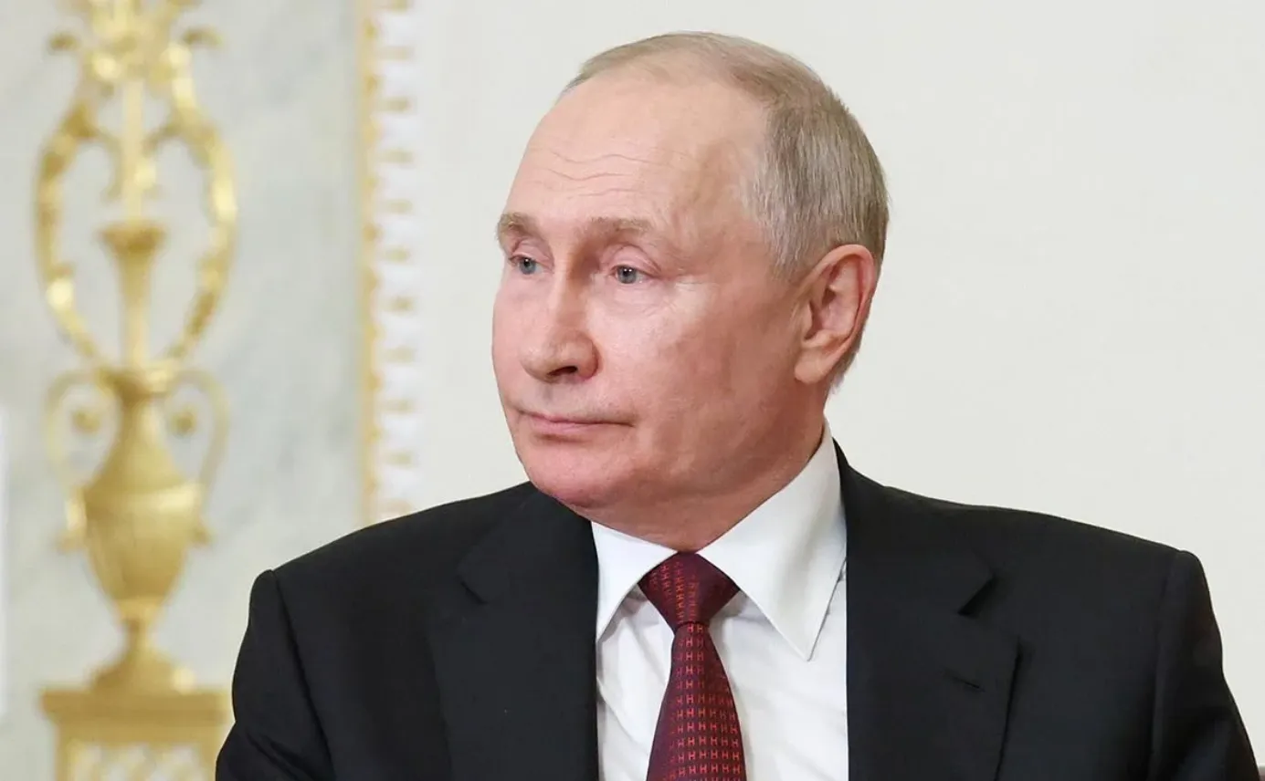 Русия признава: Китай вече „11 години върти Путин на пръста си“