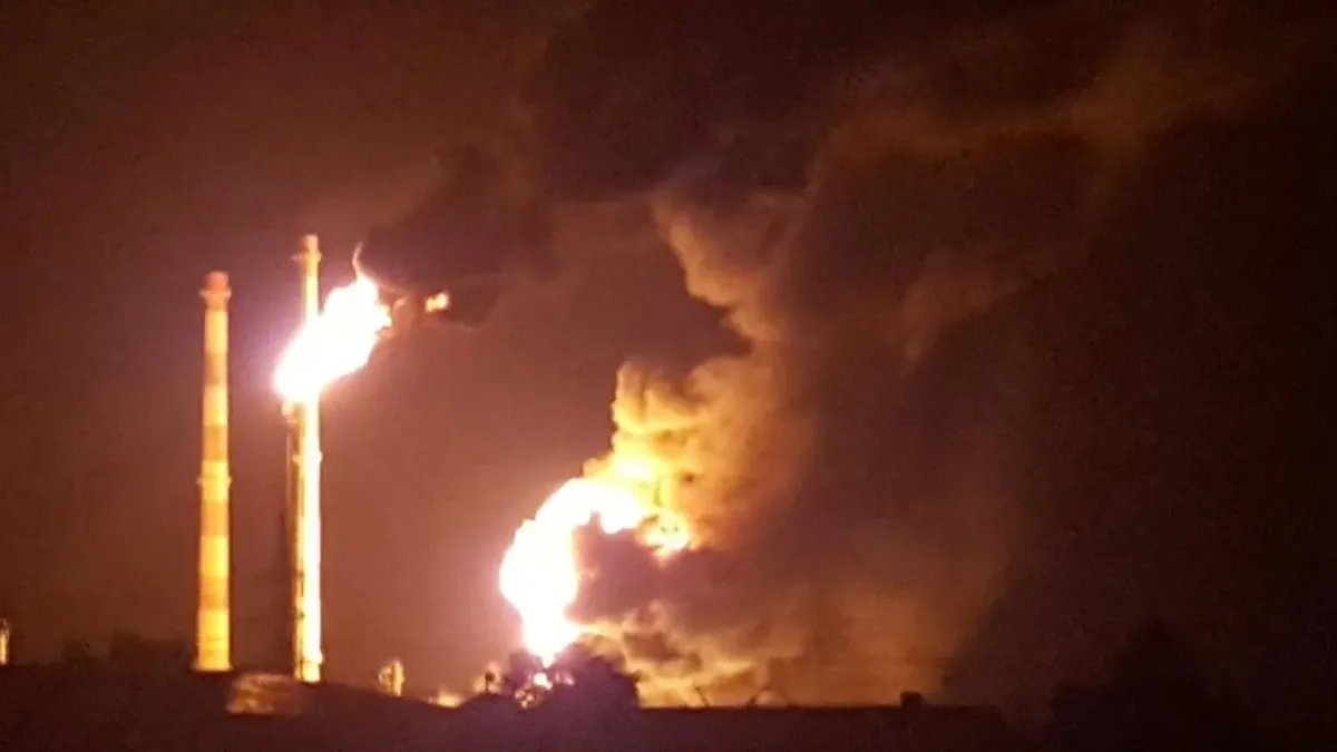 Украински дронове извадиха от строя един от най-големите руски нефтени заводи