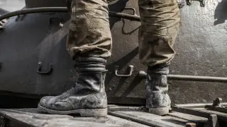 Прикрива ли се убийство? Пълна мистерия около смъртта на редник Денислав Борисов в поделението в Костенец