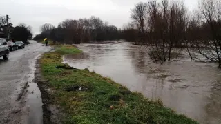 Потоп в Търновско, спешно евакуират хора