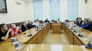 Таксиметрови шофьори поискаха секира за нелегалните копърки