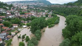 Бедствие в сърцето на България: Ники Кънчев с тревожен призив за помощ след пороите