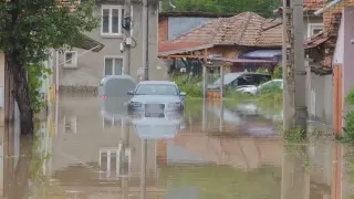 Ново напрежение в Севлиево: издирват мъж при усложнена обстановка