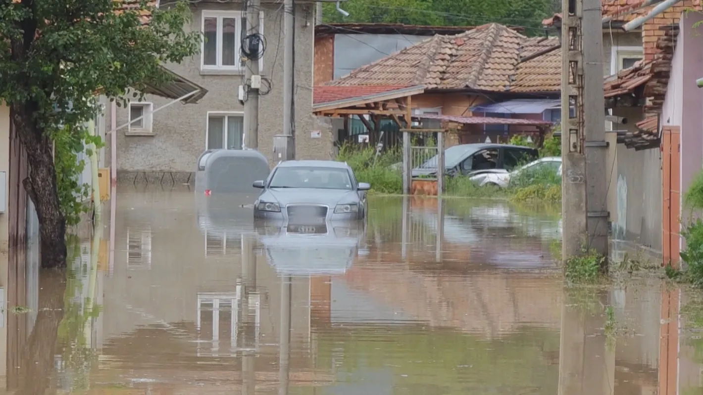 Ново напрежение в Севлиево: издирват мъж при усложнена обстановка