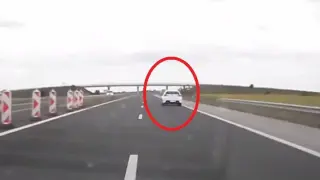Кола призрак на АМ "Тракия"! Шофьор направи обратен завой насред ремонта Снимка
