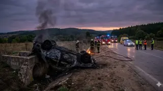 Шофьор загина в горящ автомобил след удар в бетонно съоръжение край Варна