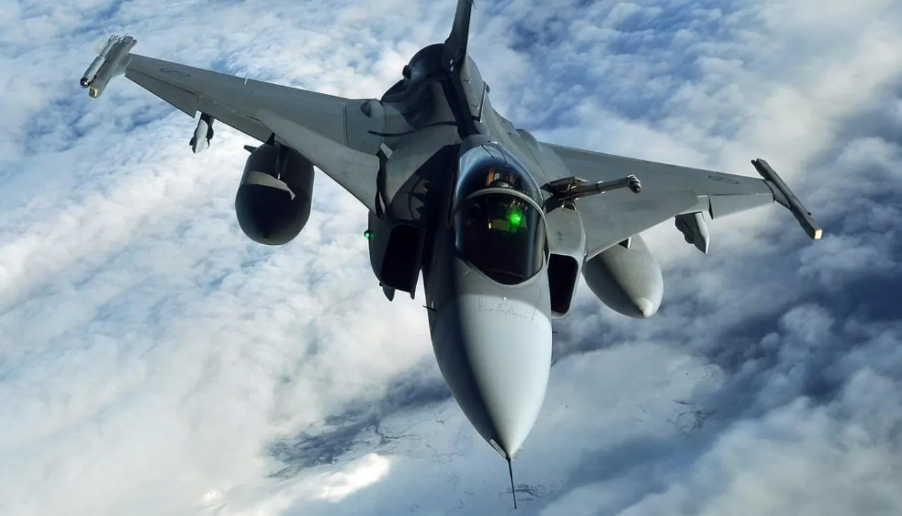 Швеция се готви да предаде изтребители Gripen на Украйна