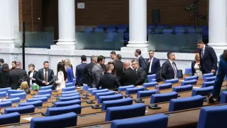 Глоби грозят редица партии, ако не спазят крайния срок за отчет