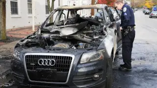 Полицията души около мистерия с изгоряло Ауди под Околчица
