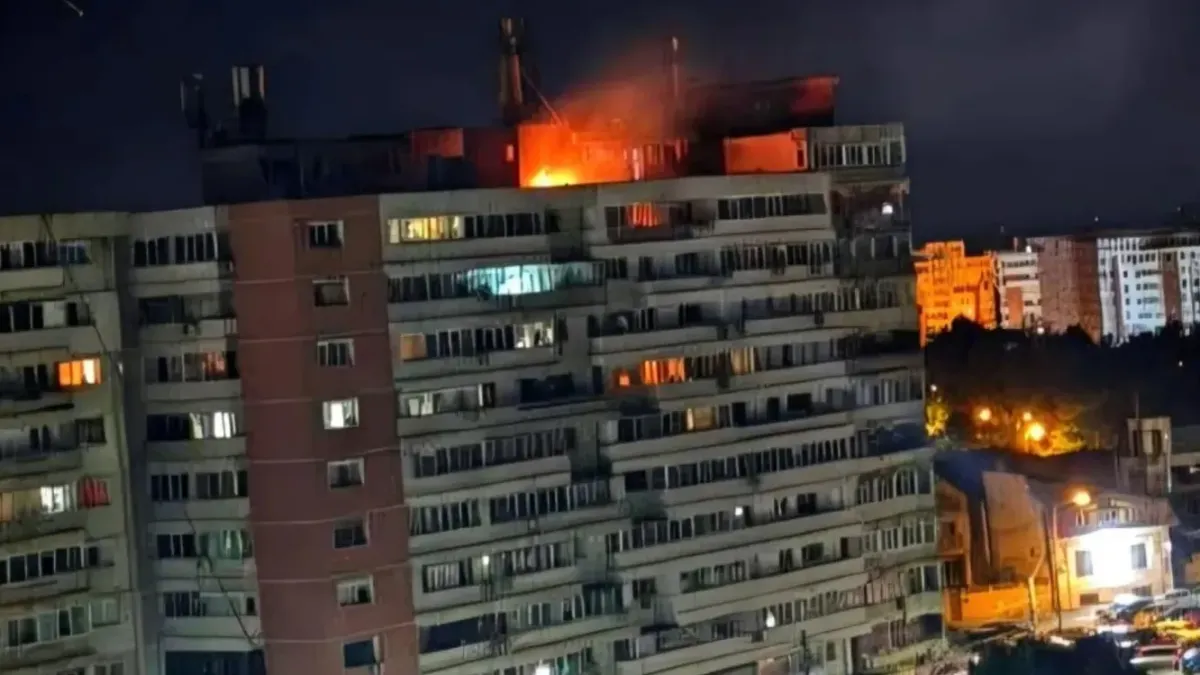 Руски дрон се е разбил в жилищен блок в Румъния, има ранени Снимки