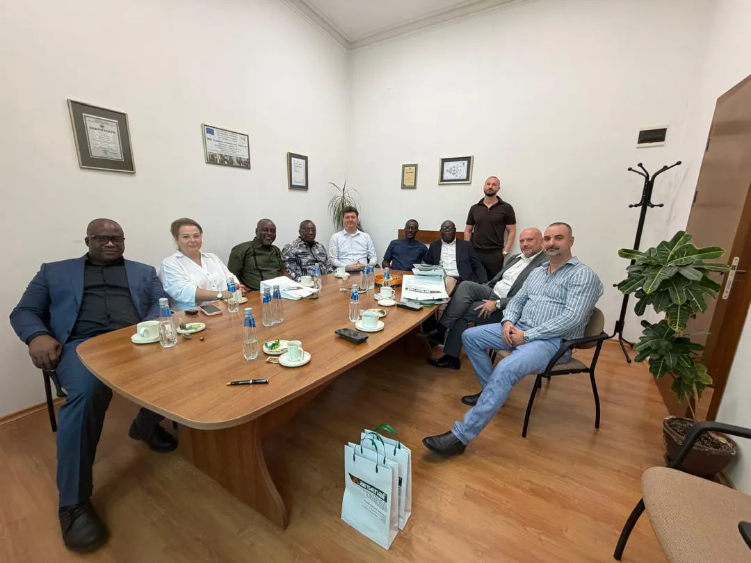 Яки босове от Гана и Чехия навлизат мощно в Розовата долина