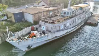 Пращат кораба на Тодор Живков на дъното с ясна цел