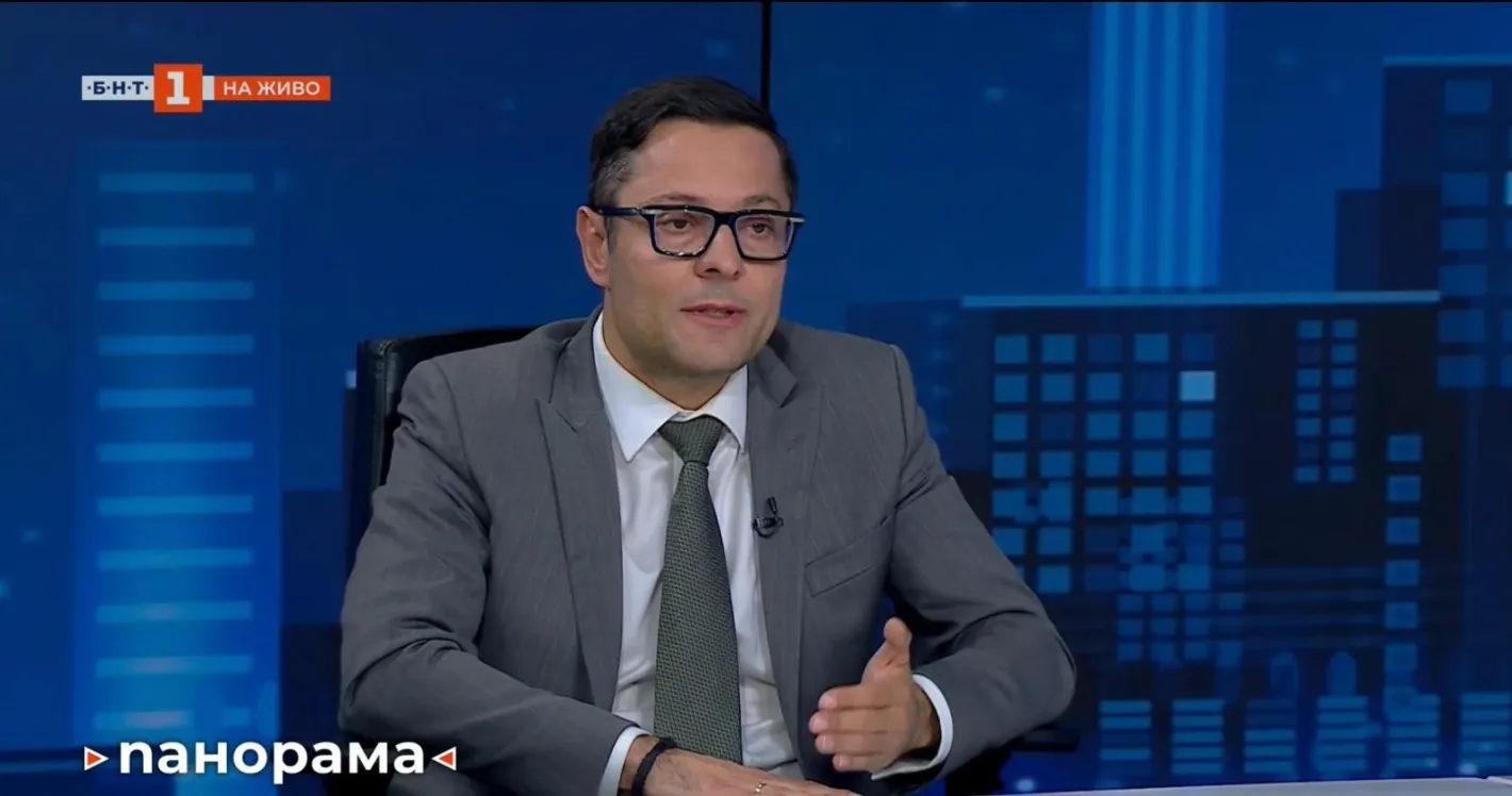 Вицепремиерът Пулев: Правителството намери решение на кризата със застраховка „Гражданска отговорност“ на превозвачите