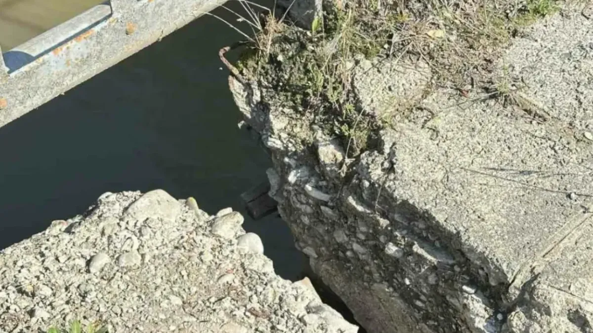 Придошлите води застрашиха най-пряката връзка на две села с Велико Търново