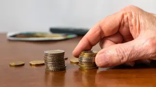Баба Донка: Увеличението на пенсиите е смешно