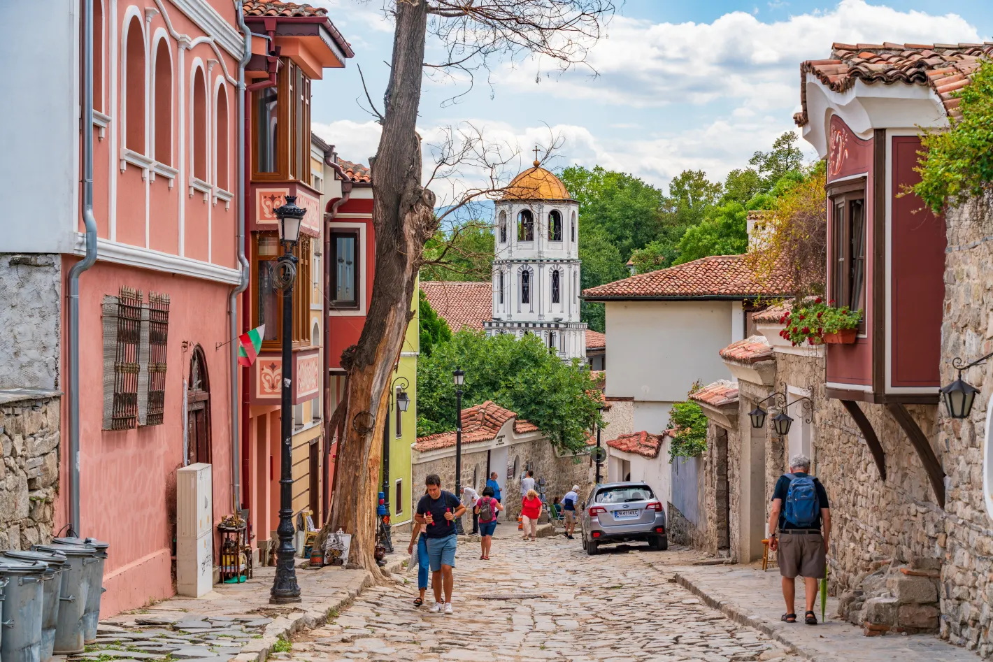 Рекордни цени и брокерски трикове на имотния пазар в Стария град на Пловдив