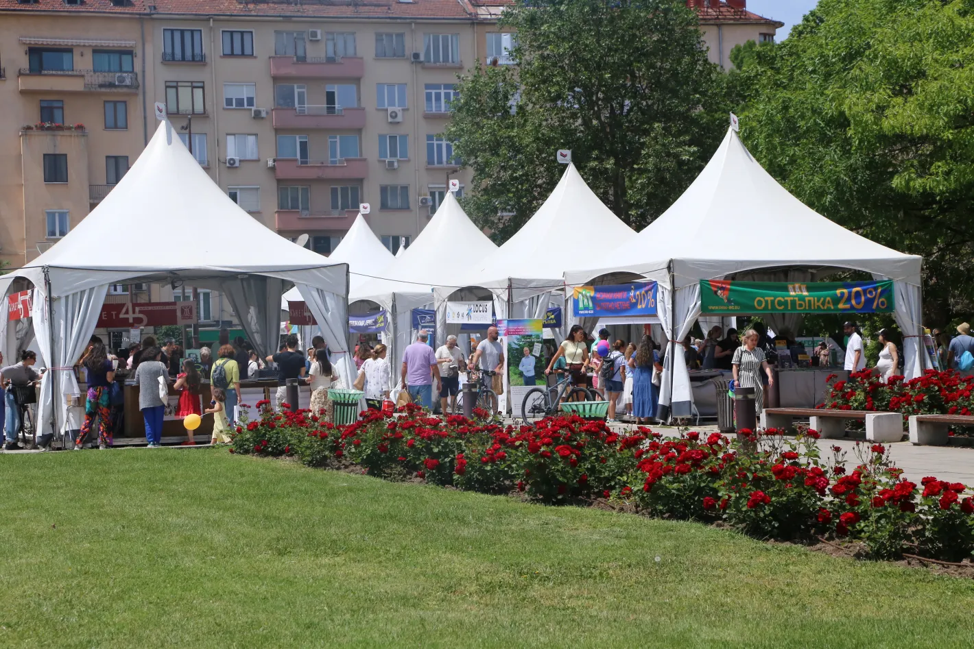 Пролетният панаир на книгата бе открит в София
