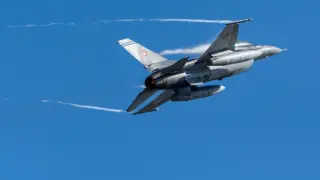 САЩ одобриха продажбата на 125 ракети за българските F-16