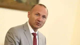 Министърът, сключил договора с „Боташ“, влиза в ръководството на ДКК