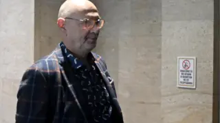 "15 минути от останалия наш живот!": Един от последните постове на Любен Дилов-син