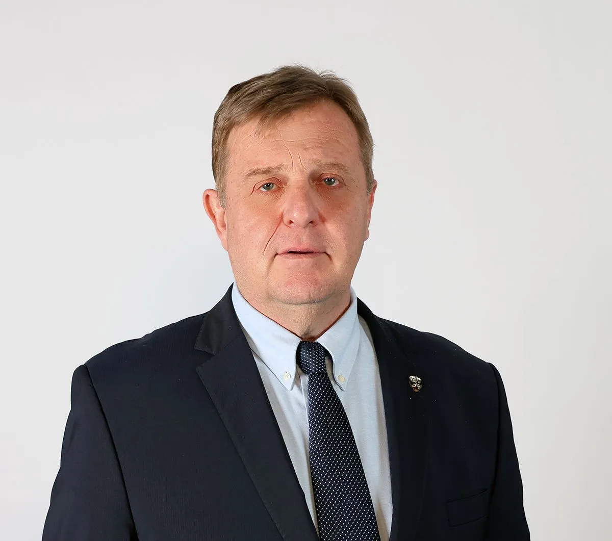 ВМРО предлага 30% таван на надценките в големите търговски вериги