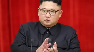 Ким Чен-ун следи тестове на ново въоръжение