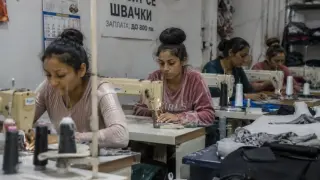„Подбиват ни заплатите!“: Новодошли от земите край небето разпалиха луди скандали в Родопите