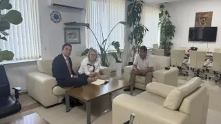Депутатът от ДПС Айтен Сабри на важна среща с ръководството на община Кирково
