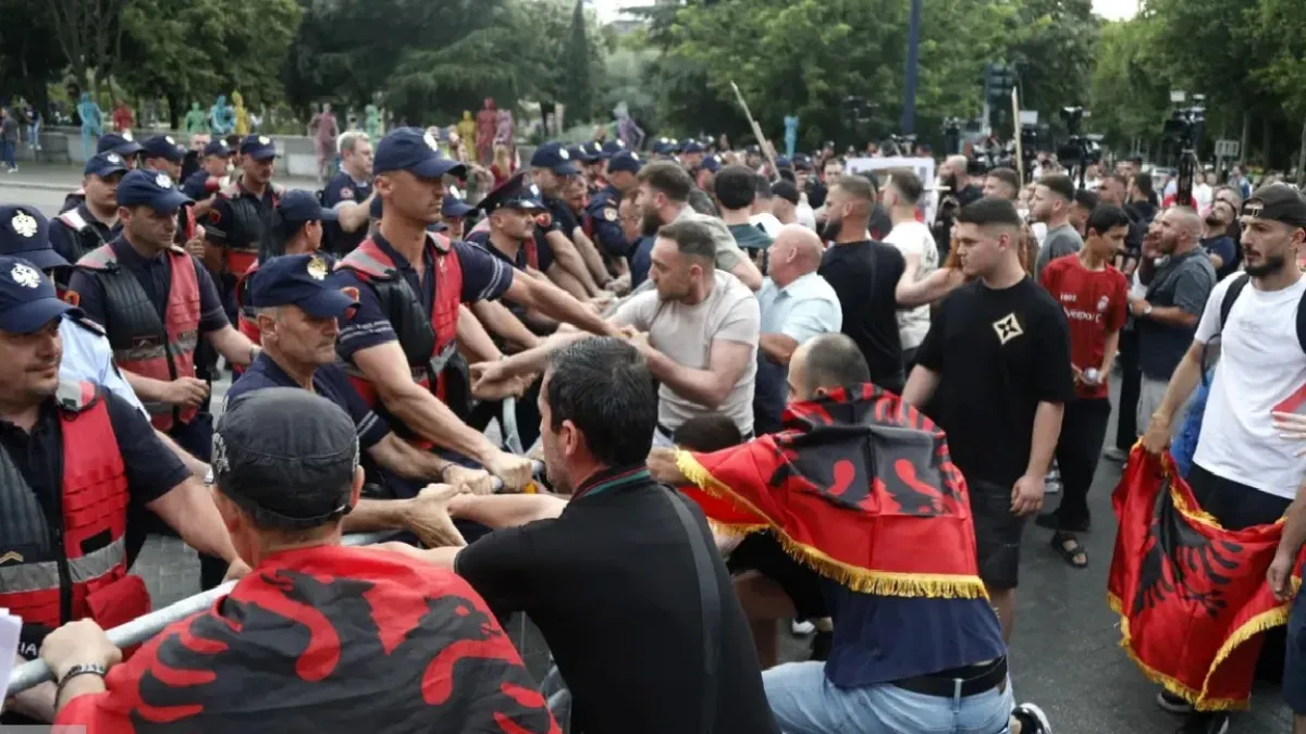 Инвecтиция нa зeтя нa Tpъмп зacтpaшава влизaнeтo нa Aлбaния в EC