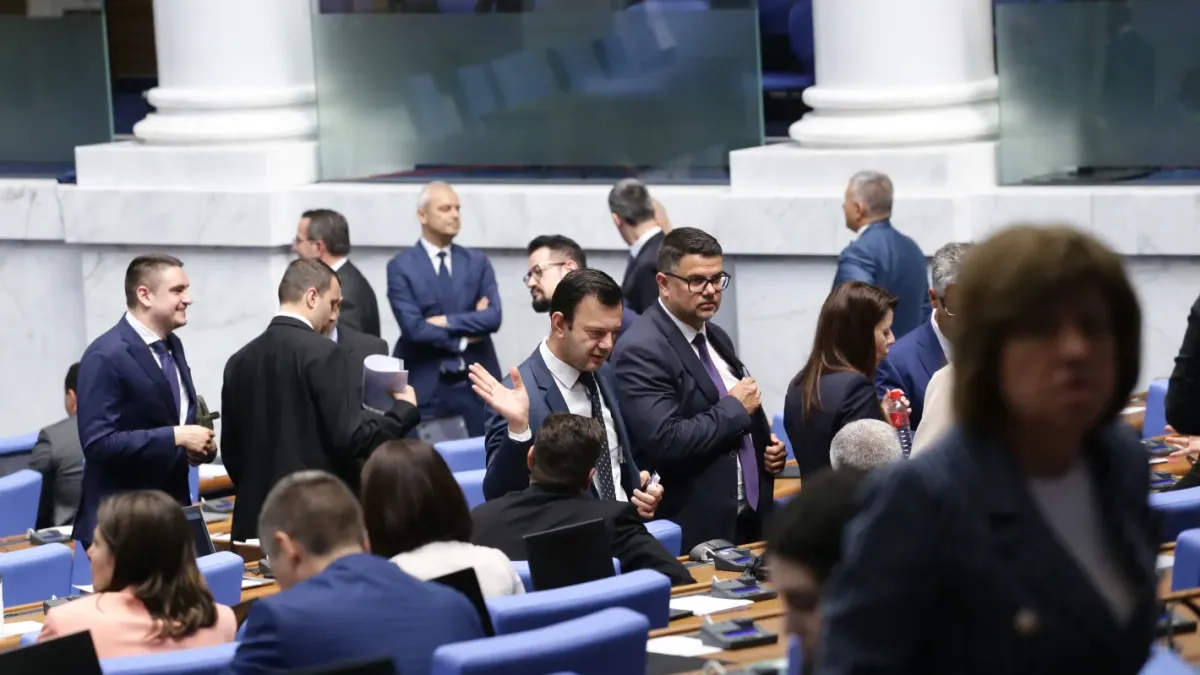 Единодушно: В НС решиха за депутатските заплати