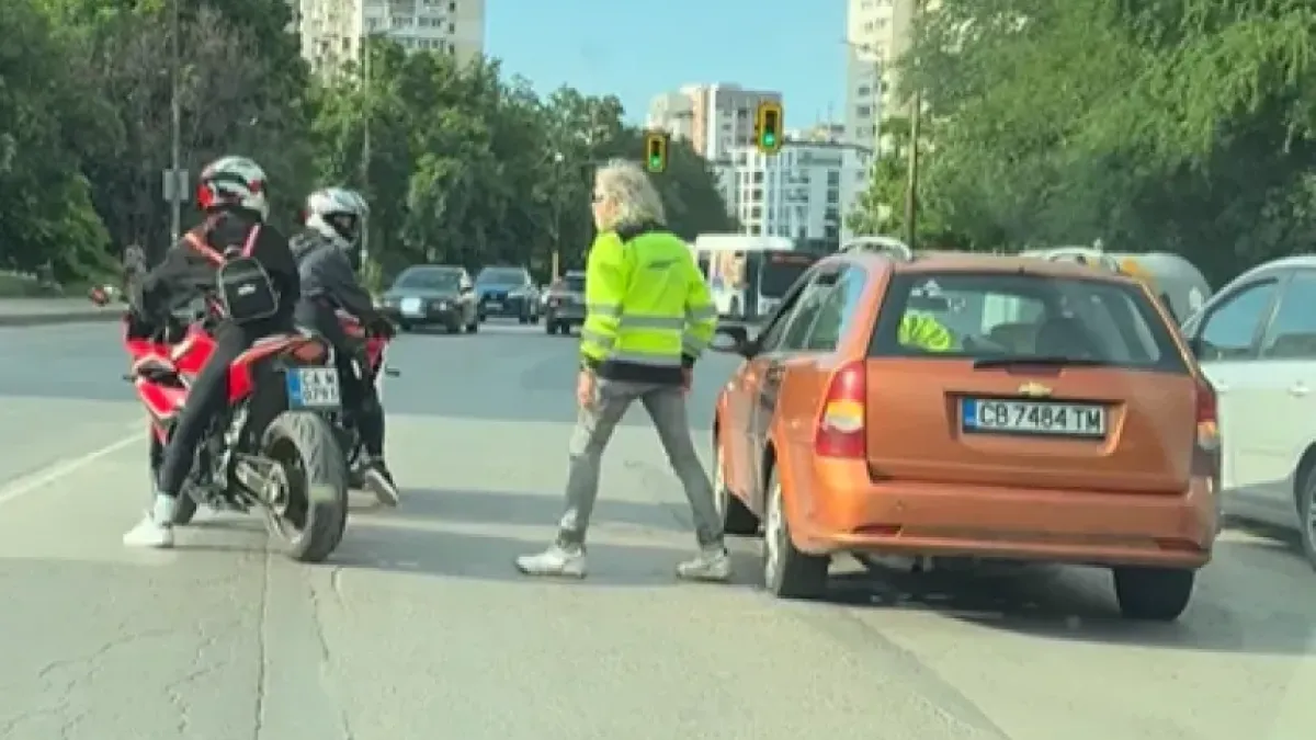 Скандал на пътя в София: Шофьор влезе в остър конфликт с две мотористки в ж. к. „Младост“