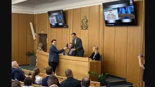 Подариха на Терзиев макет на Паметника на съветската армия: Това е правилният размер